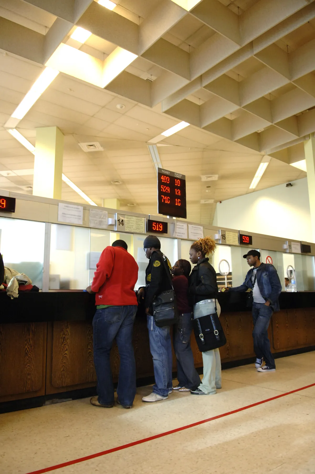 UK Immigration Reforms Face Backlash Over Retrospective Impact