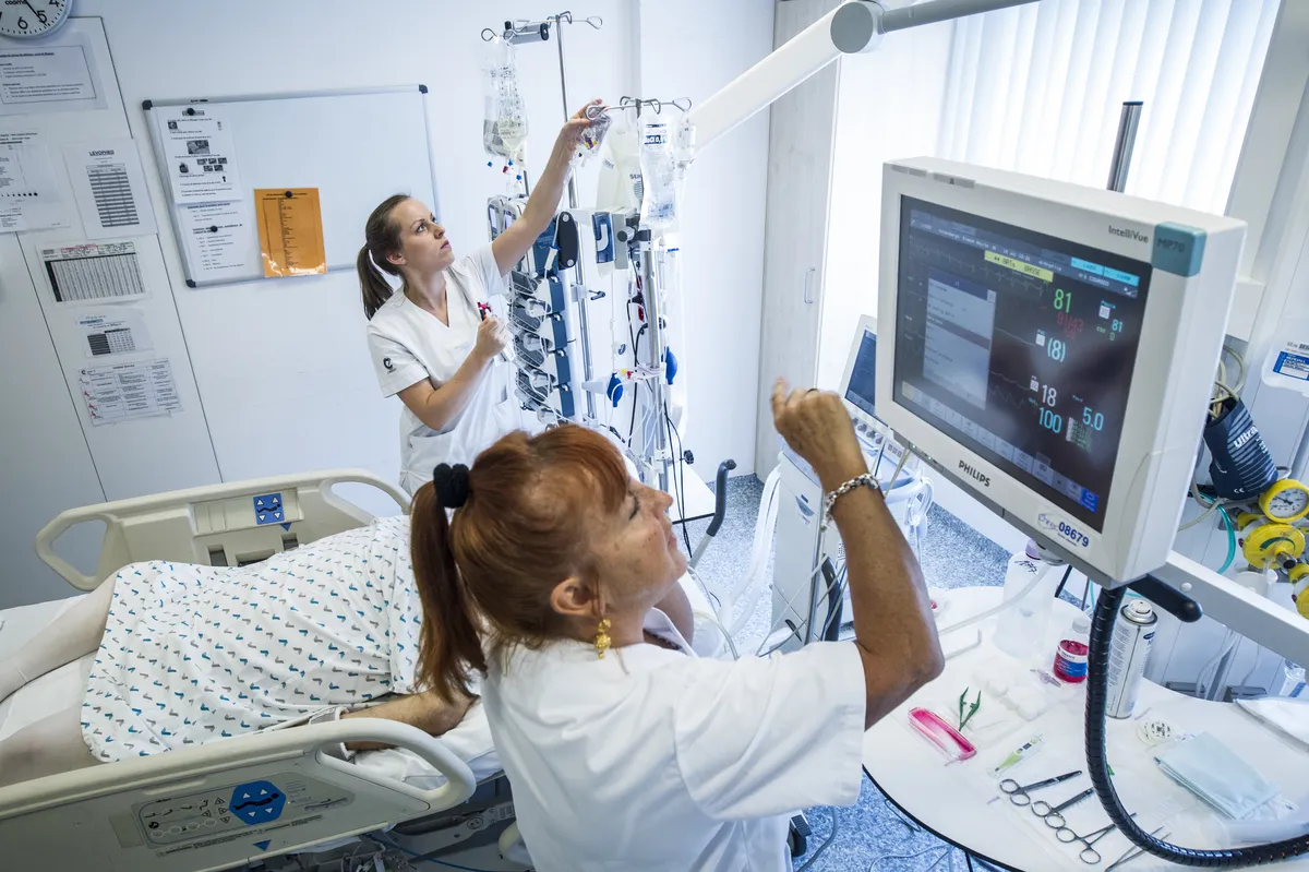 IFK Göteborgs Tobias Heintz delar dotterns intensivvårdsöde