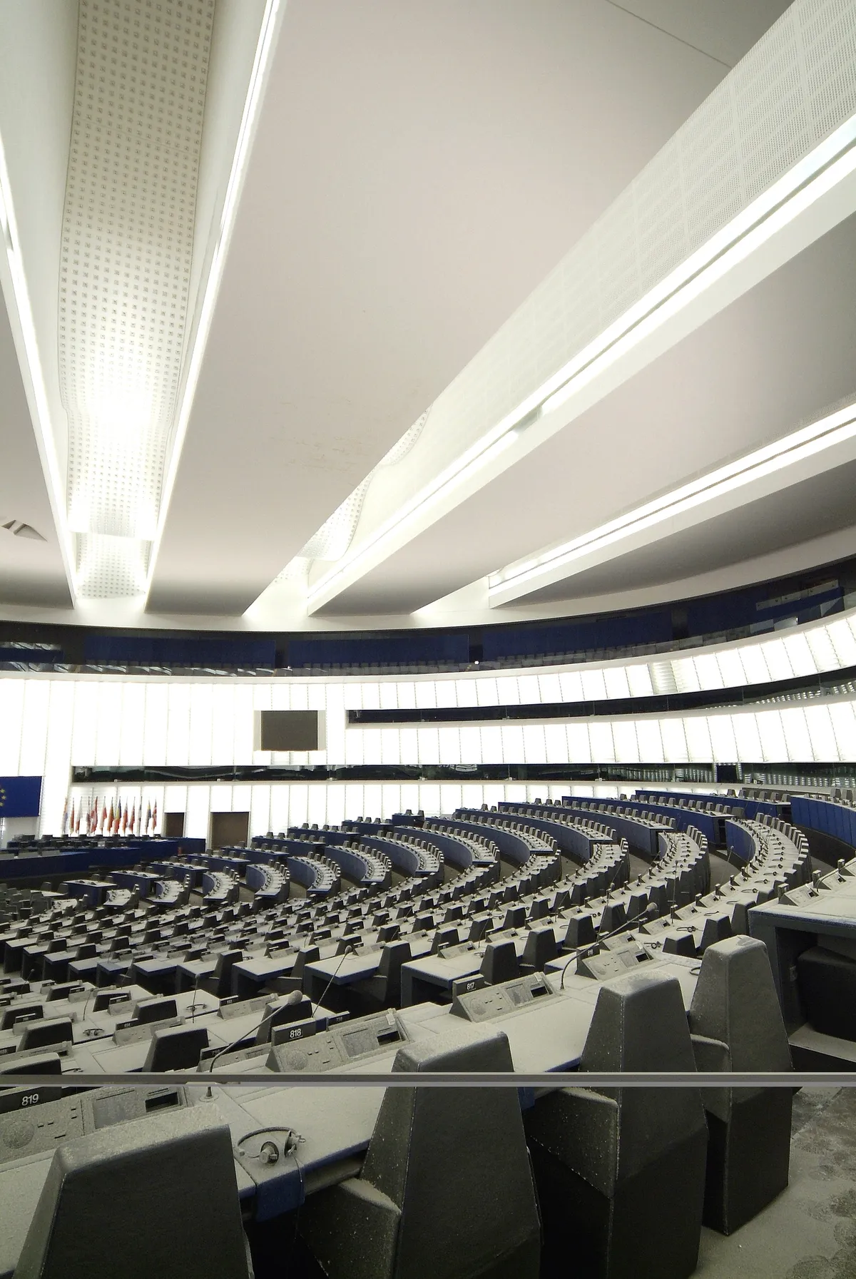 Balkongtak rasade i Uppsala-byggnad – hyresgäster organiserar sig