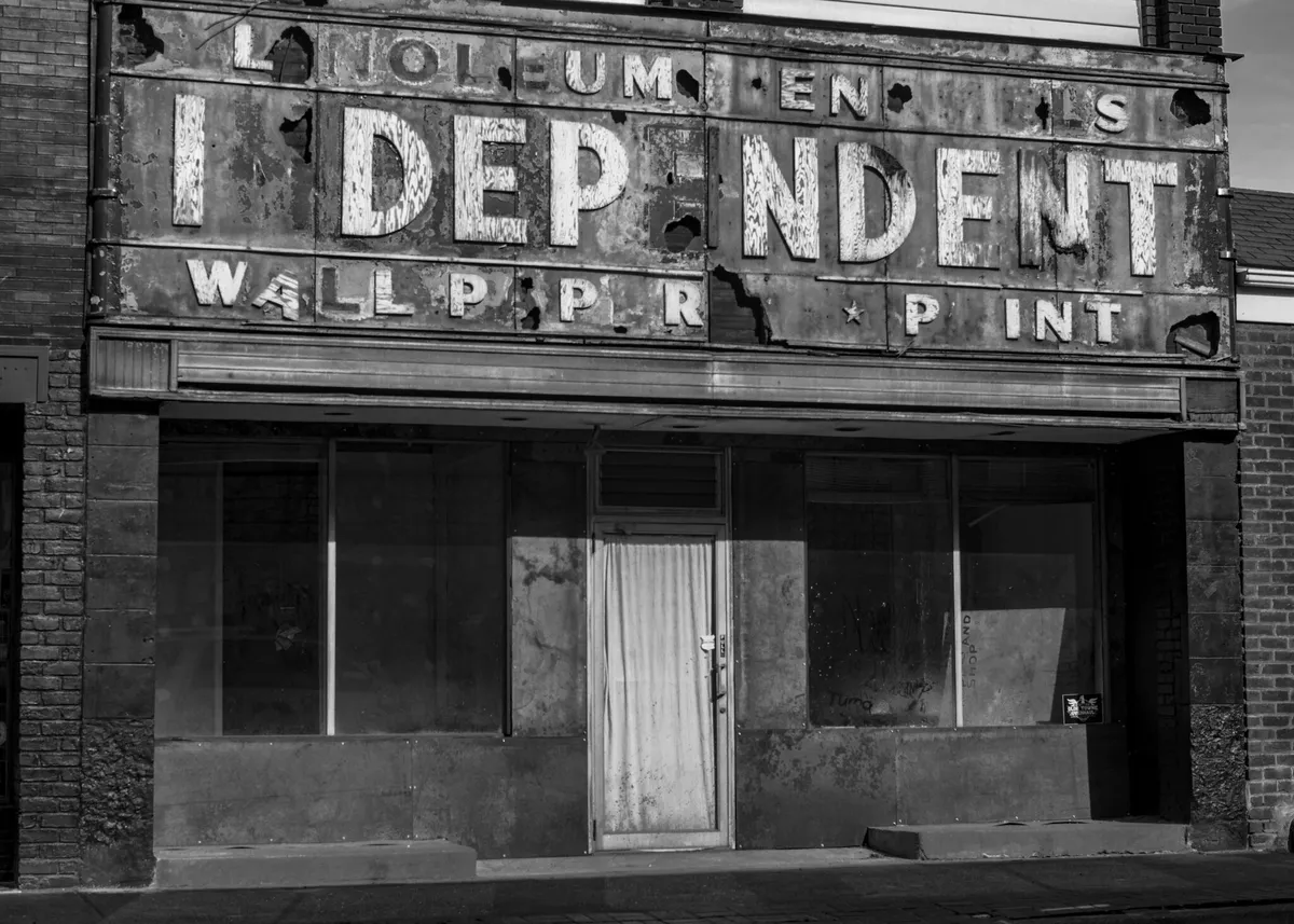 Quiz enters administration with store closures and financial struggles