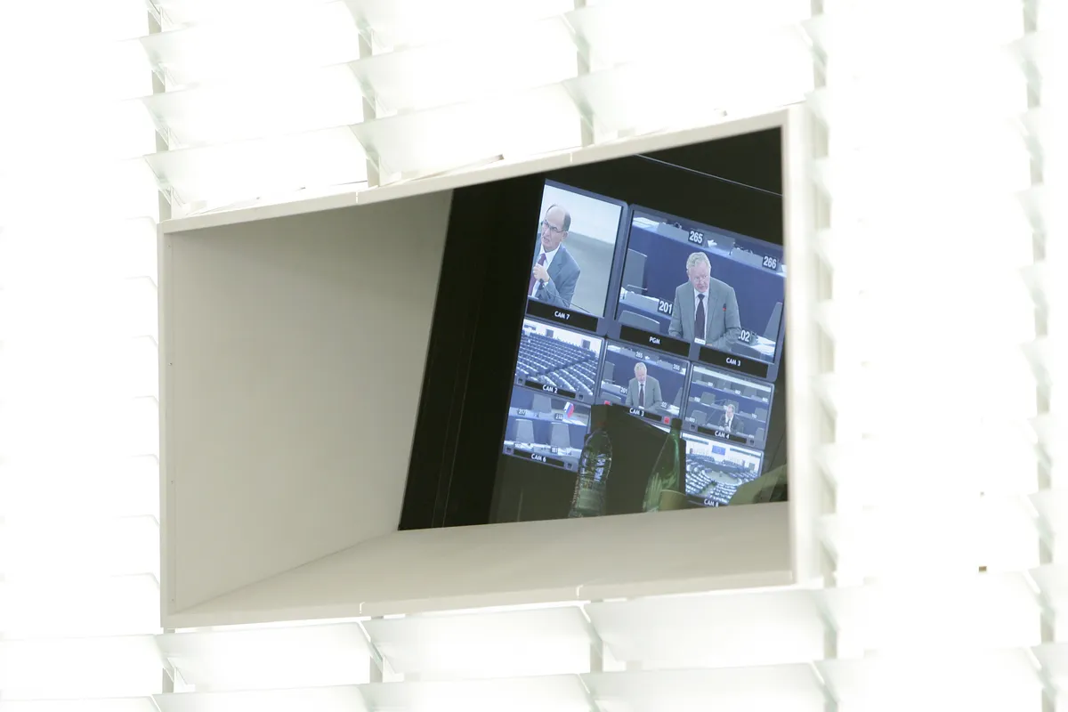 UN Probes Starmer Over Chagos Deal Amid EU Fishing Claims