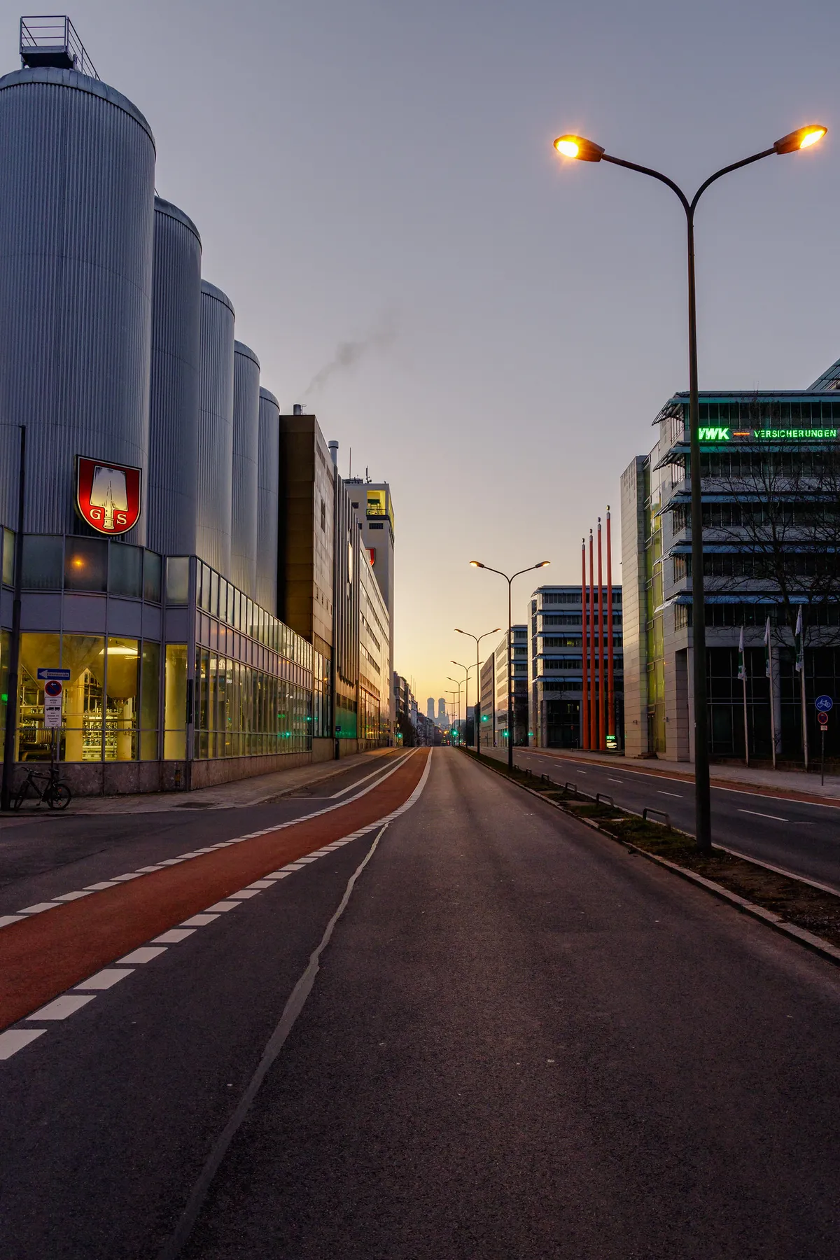 Tilrays räddningsaffär med BrewDog leder till barstängningar, jobbförluster och