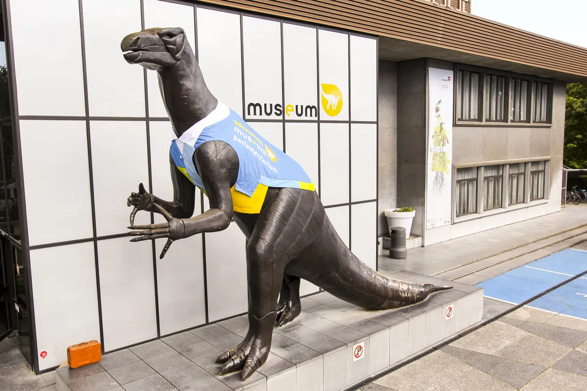 Natural History Museum Hosts Overnight Dino Snores Event for Adults