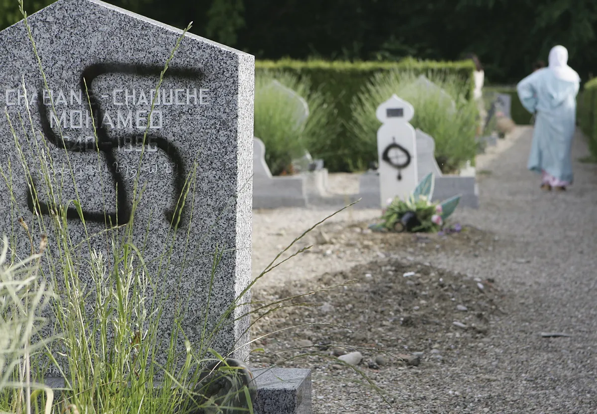 Man arrested after James Bulger's grave vandalized again