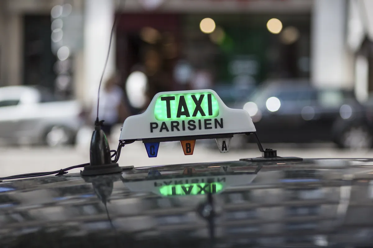 Mbappe och Exposito sedda tillsammans i Paris mitt i relationsrykten