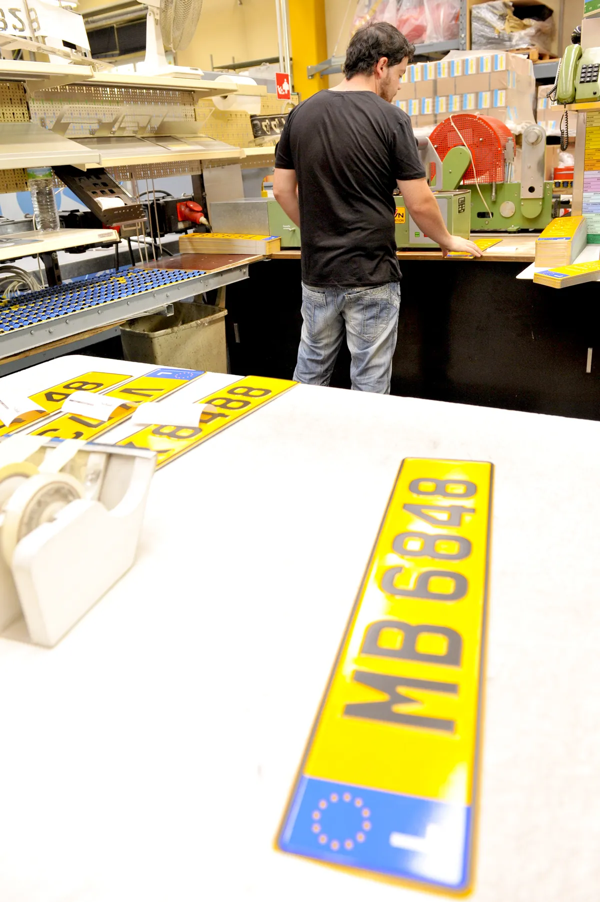 Swedish court rules transport agency not obligated to ensure Tesla gets plates