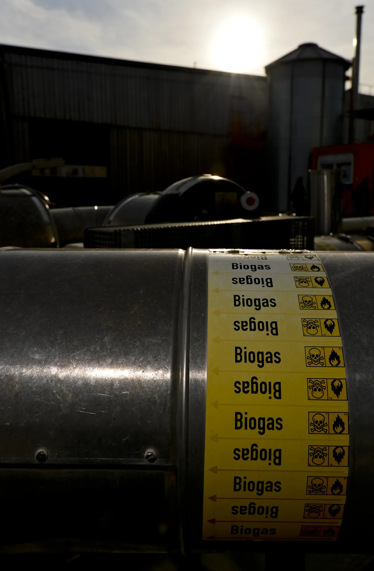 Kuwait minskar oljeproduktionen efter blockad av Hormuzsundet