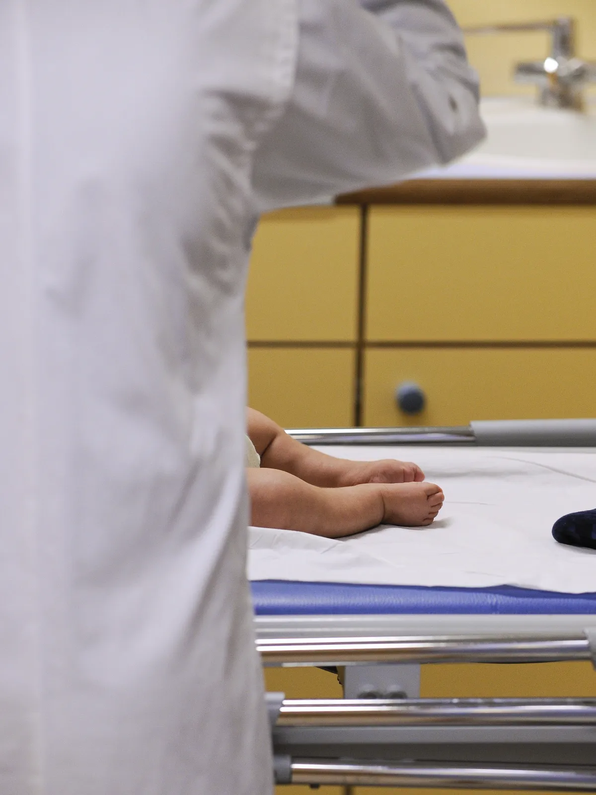 Misdiagnoses in Brussels Leave Two Young Girls in Critical Condition