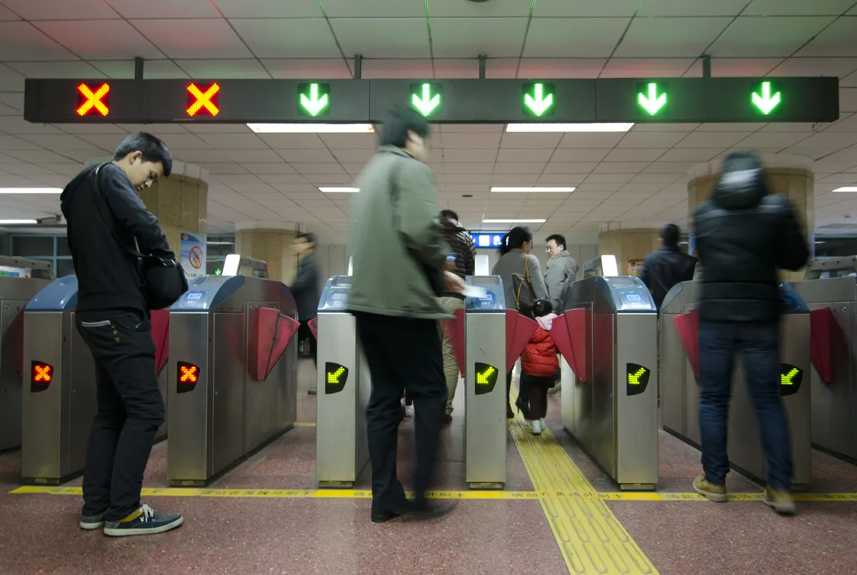 Tubeförare röstar för strejk mot fyradagarsvecka, kaos hotar