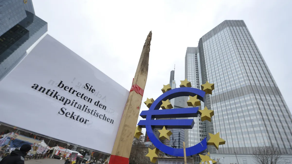 Financier Gardell's Firm Goes Standby Amid Market Fear, War Context