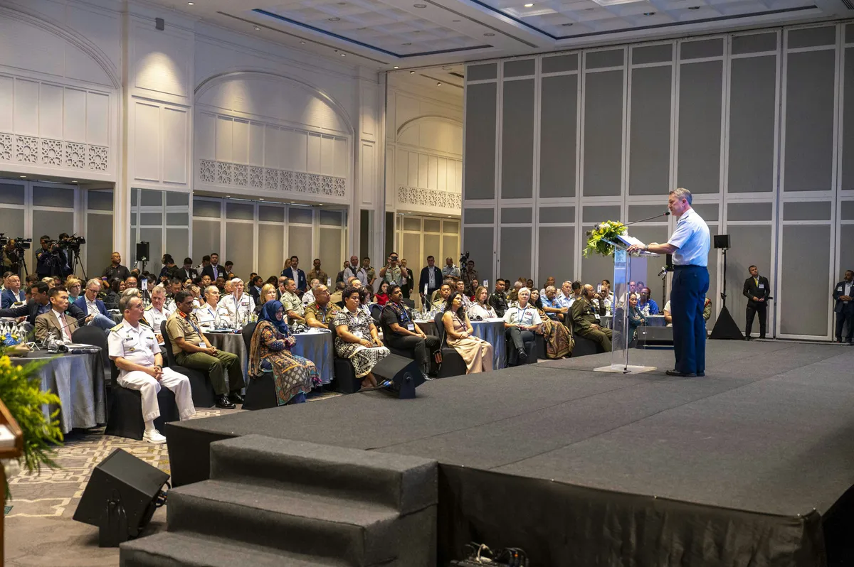 Storbritannien saknar försvar mot iranska ballistiska robotar, varnar experter