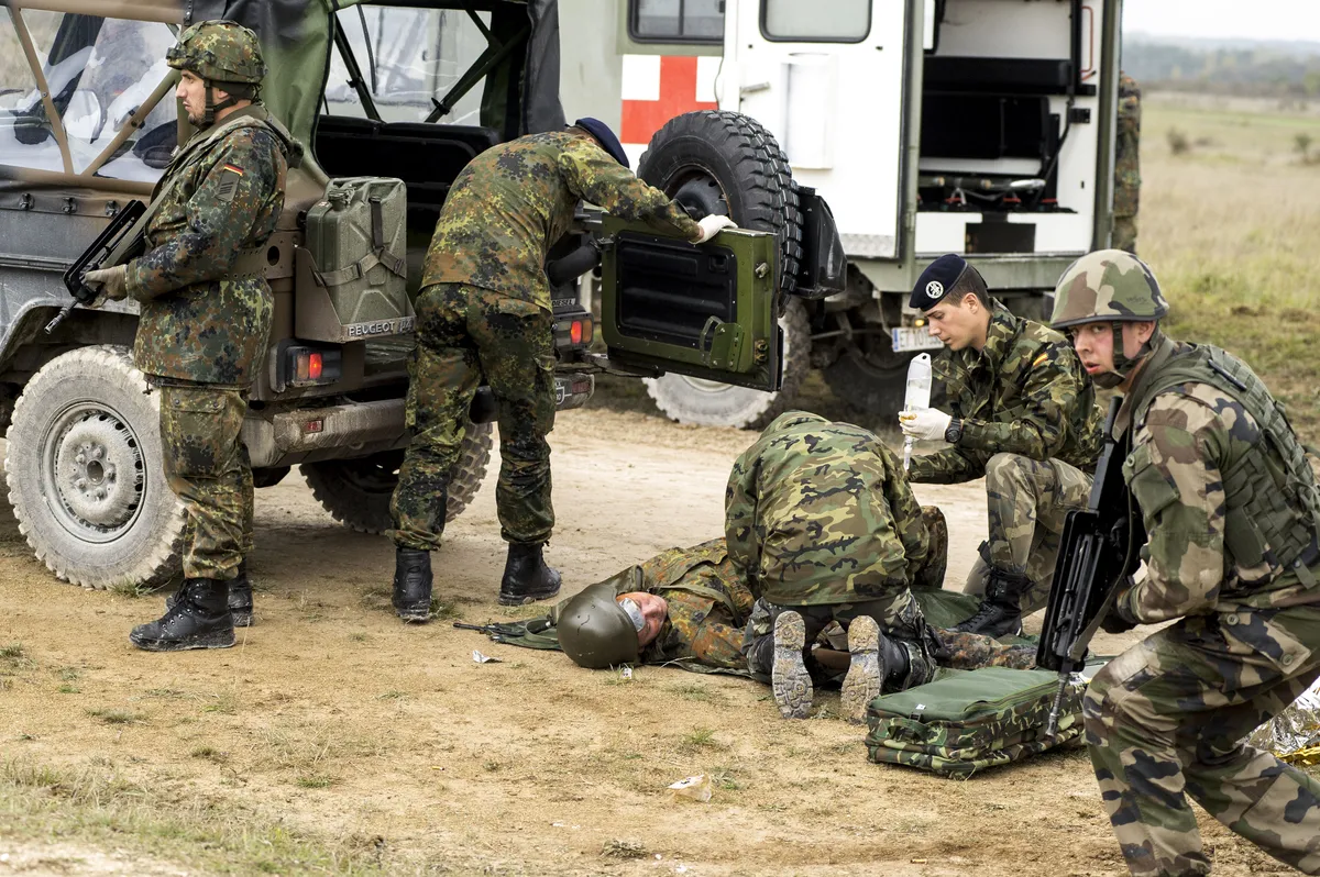 Russia and Ukraine exchange remains amid peace talks