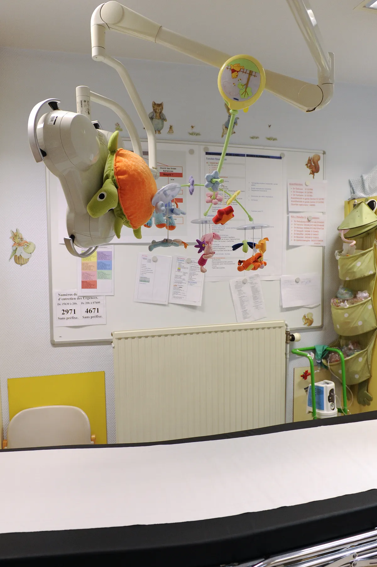 Londonkvinna förlamad efter ryggmärgsstroke från brosk