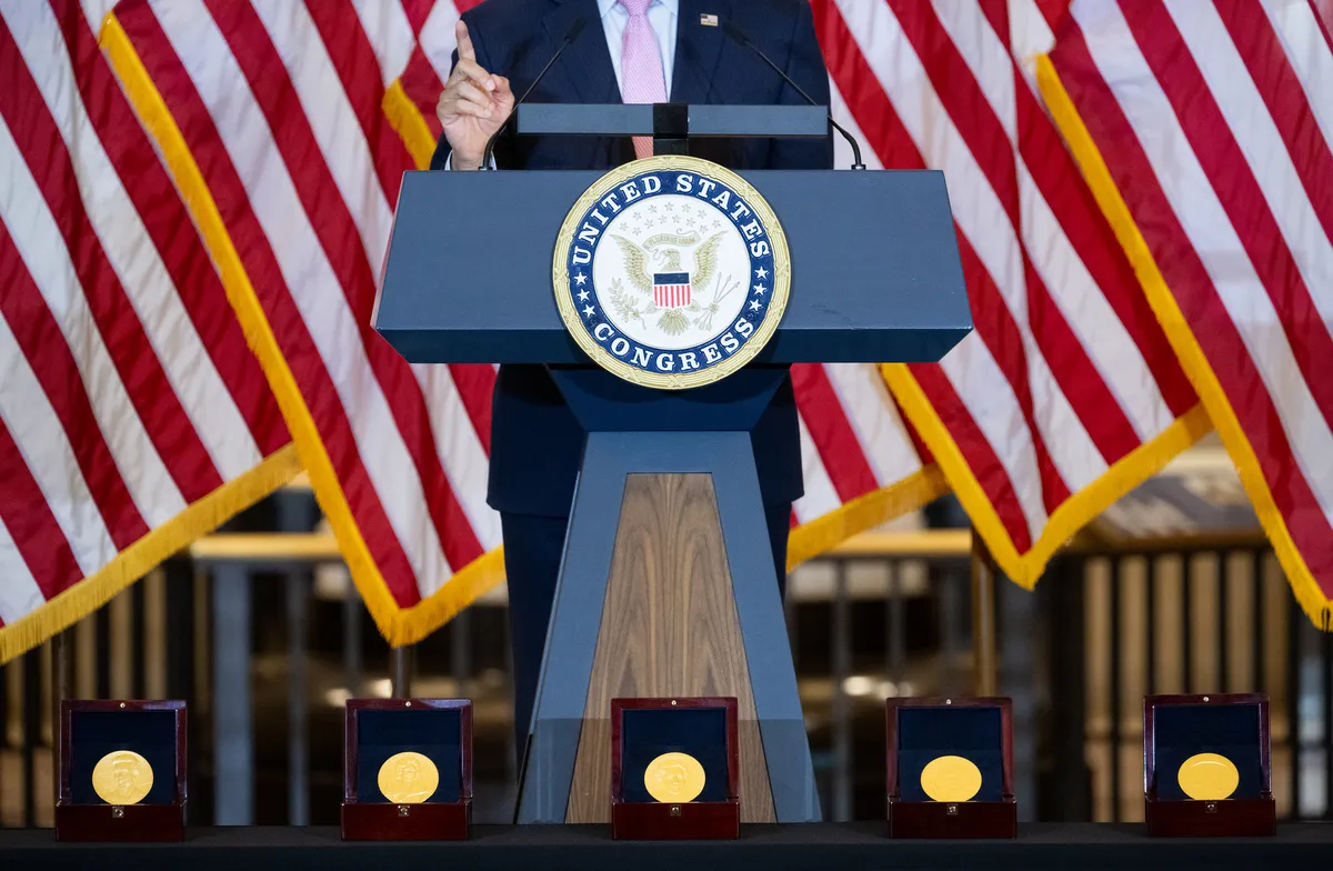 Democrats Not Discussing Trump Impeachment Despite Midterm Lead