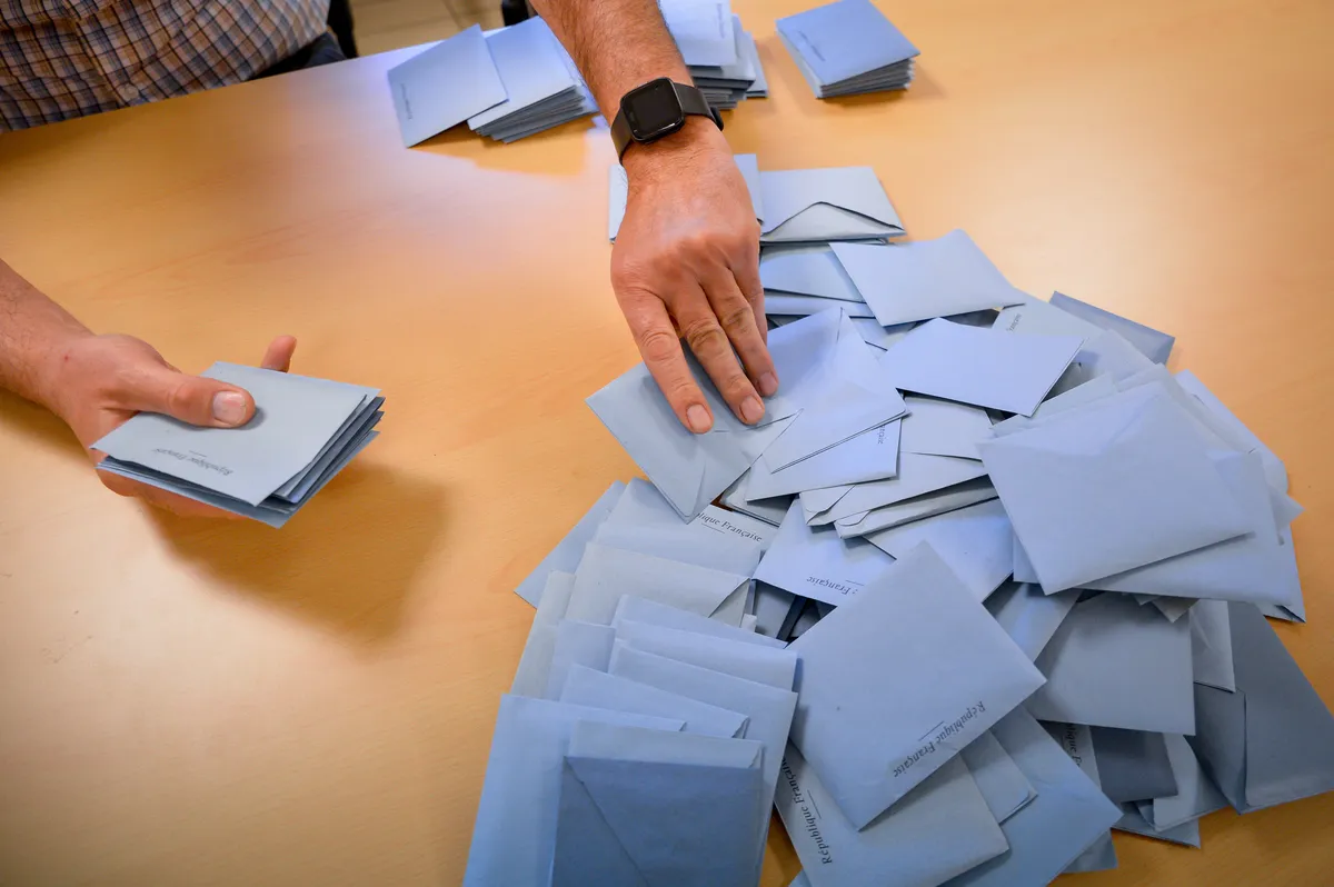 Iceland Sets August Referendum on Reviving EU Membership Talks