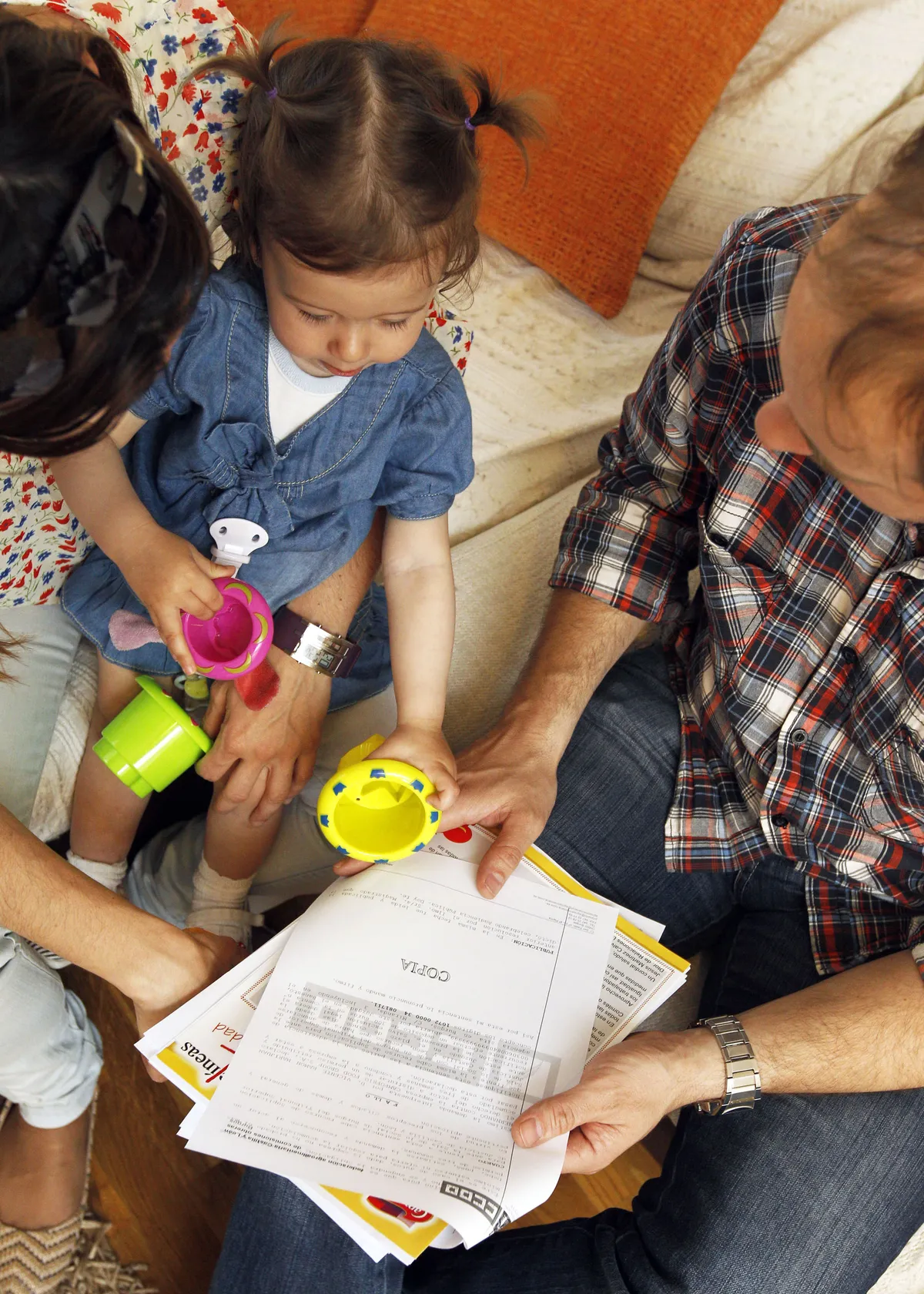 Young Australian fathers hold traditional gender views, surveys show