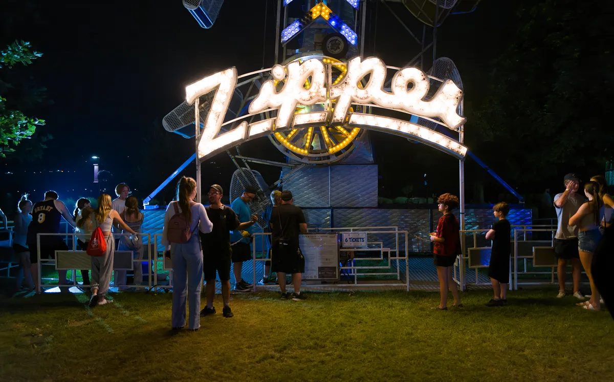 Uppsala-studenter möter höga kostnader och efterfrågan på vårfestbiljetter