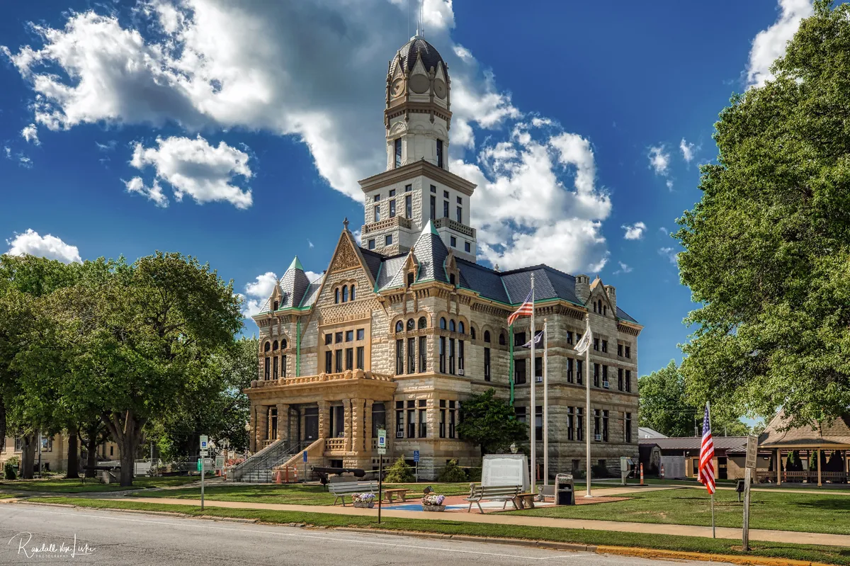 Domstol avslår anhållan i fall med falskt dödsannons