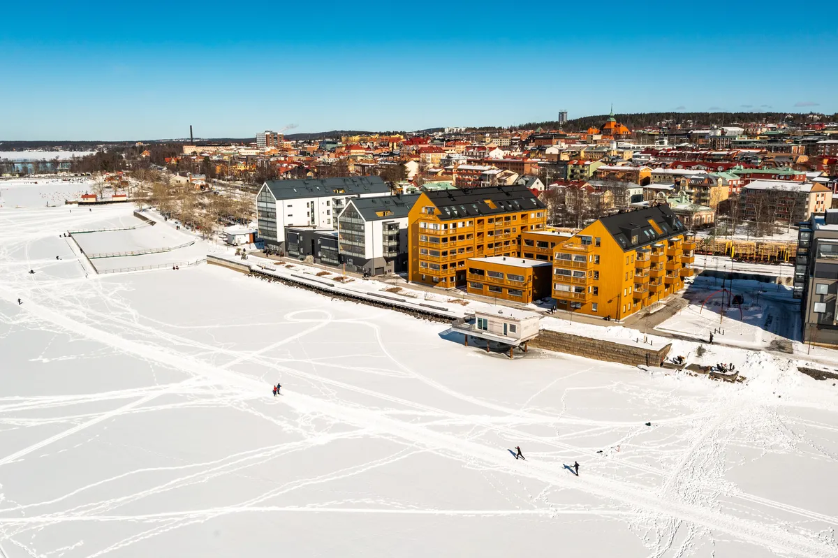 Arvika's Spring Sign Nears as Downstairs Business Changes Owners