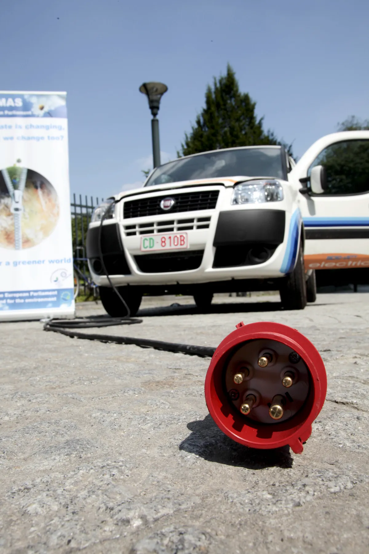 Seres patent på röststyrda toaletter i elbilar