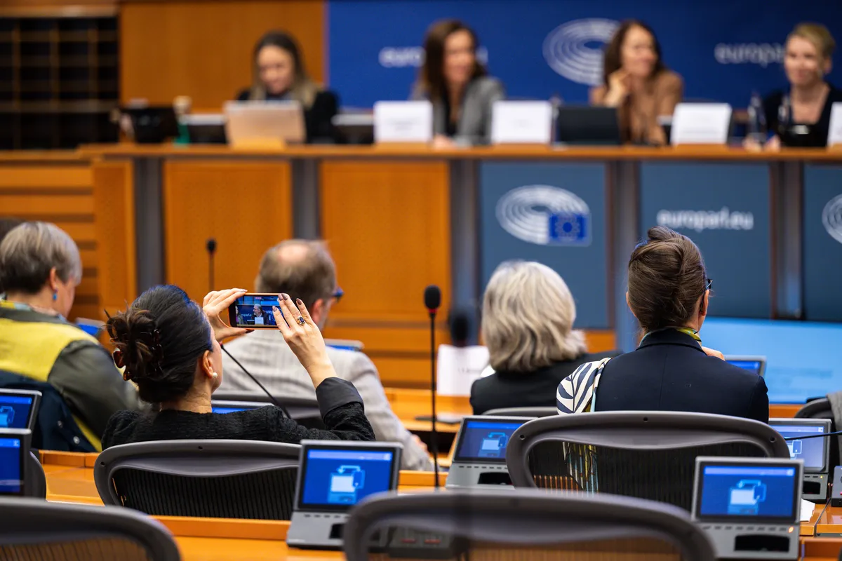 Region Västerbotten Board Holds Early Press Conference March 10