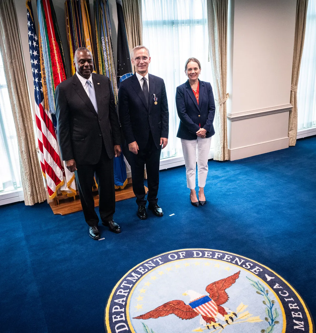 Nya Zeeland och Cooköarna tecknar försvarsavtal som lindrar spänningar kring