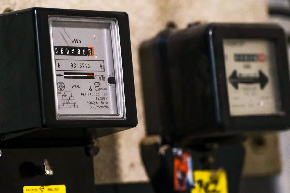 Busch kolliderar med SVT och allierade om klimatpolitik och effektavgifter