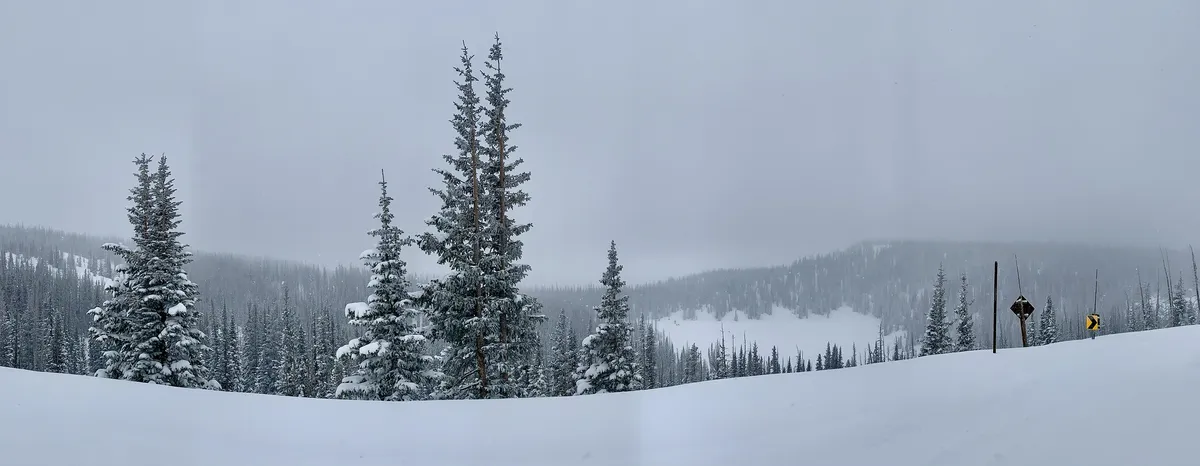 Snowmobile Tour Triggers Avalanche in Hemavan Mountains