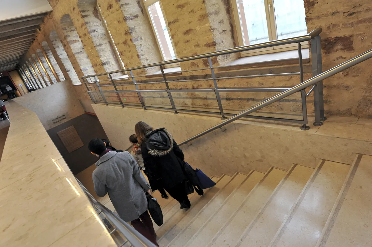 Nursing Student Survey Shows Satisfaction Rankings at Norwegian Universities