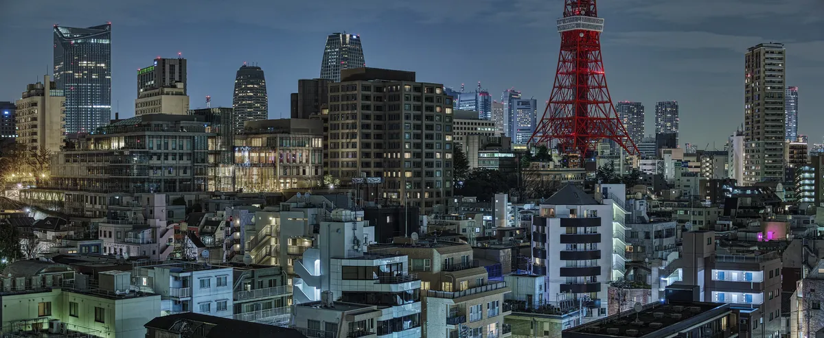 Tokyo uppmanar tjänstemän att bära shorts för att bekämpa värme och energikostnader