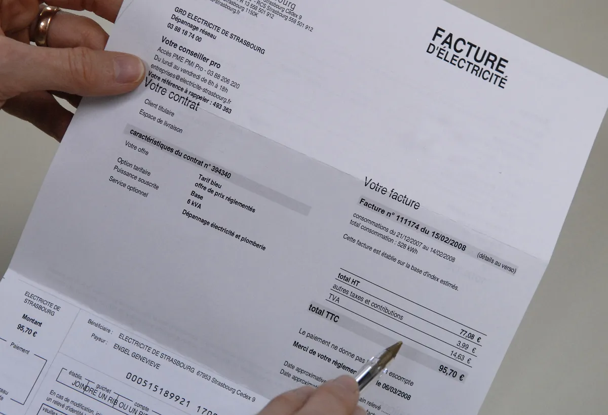 Major UK energy suppliers cut bills from April 1 due to policy changes