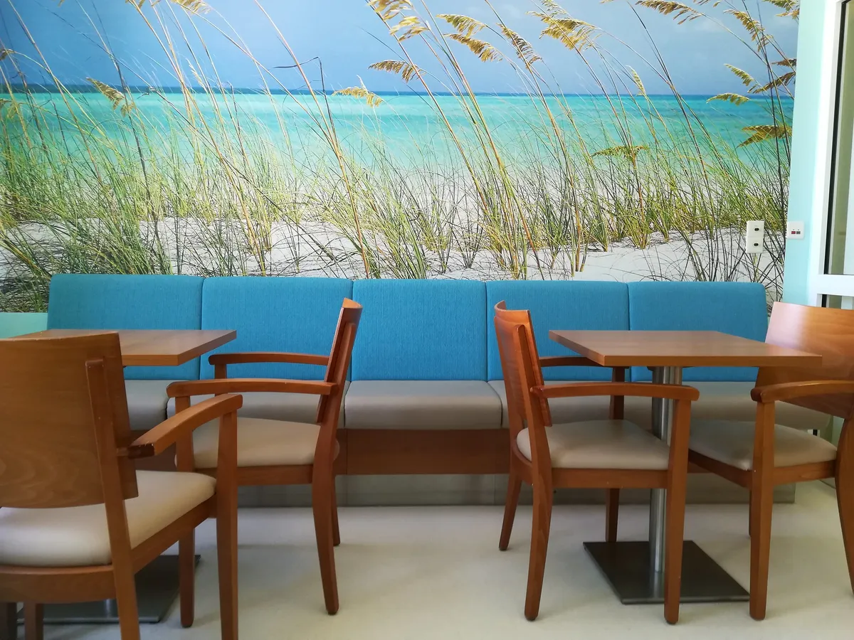 Amanda Holden delar semesterbilder med kommentar från maken